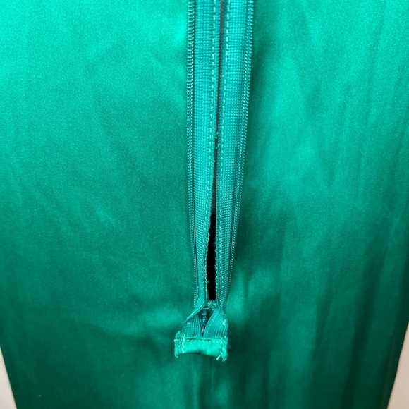 Memphis Ruffle Front Dress - Picture 10 of 12